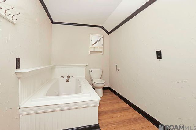 1897 Erlanger Dr, Baton Rouge, LA 70816