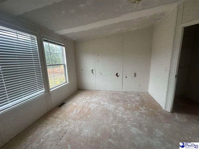 1133 Hoffman Rd, Hartsville, SC 29550