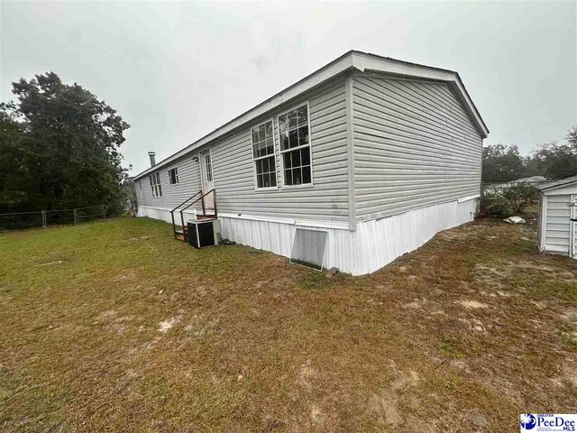 1133 Hoffman Rd, Hartsville, SC 29550