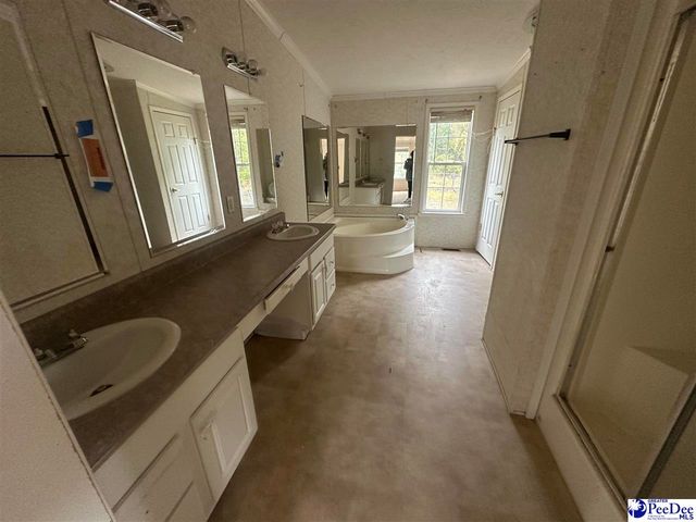 1133 Hoffman Rd, Hartsville, SC 29550