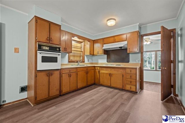 2101 W McCown Drive, Florence, SC 29501