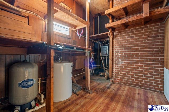 2101 W McCown Drive, Florence, SC 29501