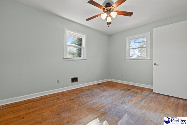 2101 W McCown Drive, Florence, SC 29501