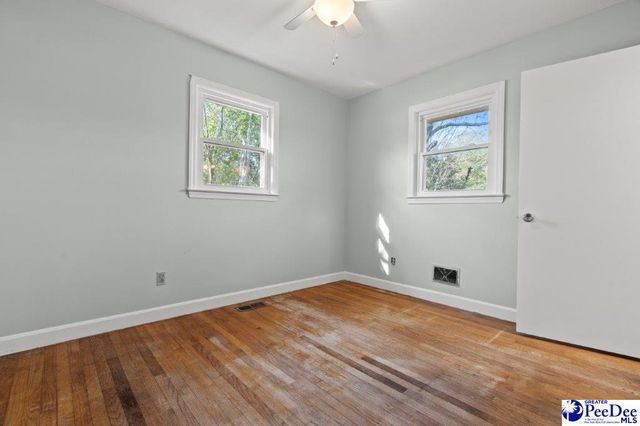 2101 W McCown Drive, Florence, SC 29501