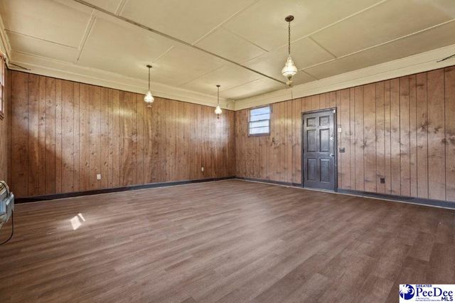 2101 W McCown Drive, Florence, SC 29501