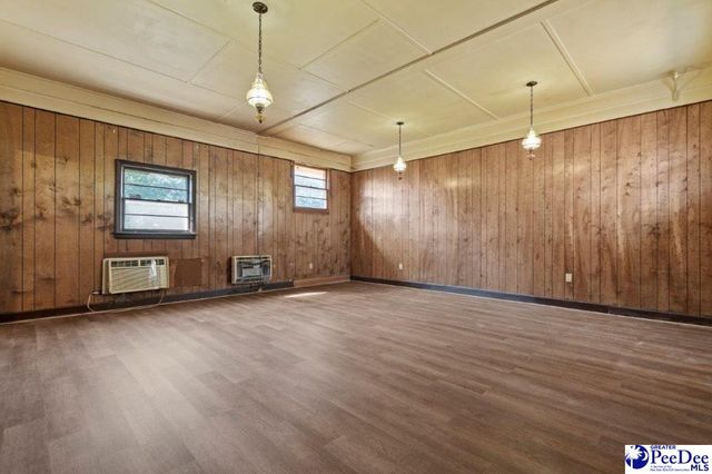 2101 W McCown Drive, Florence, SC 29501