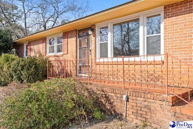 2101 W McCown Drive, Florence, SC 29501