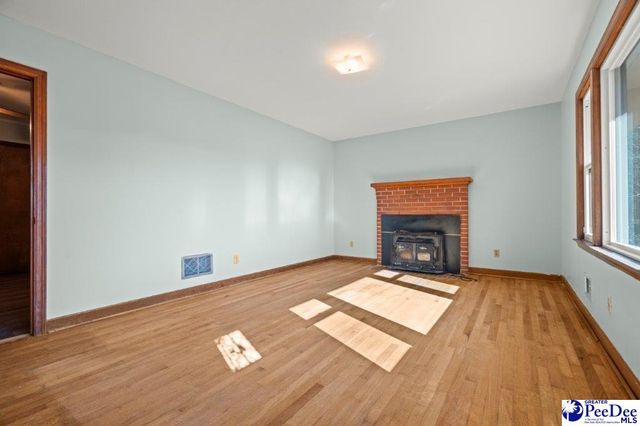 2101 W McCown Drive, Florence, SC 29501