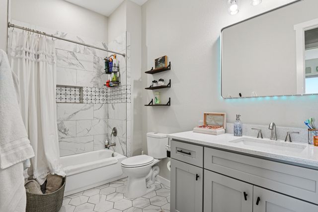 9608 Bellechase Road, Granbury, TX 76049