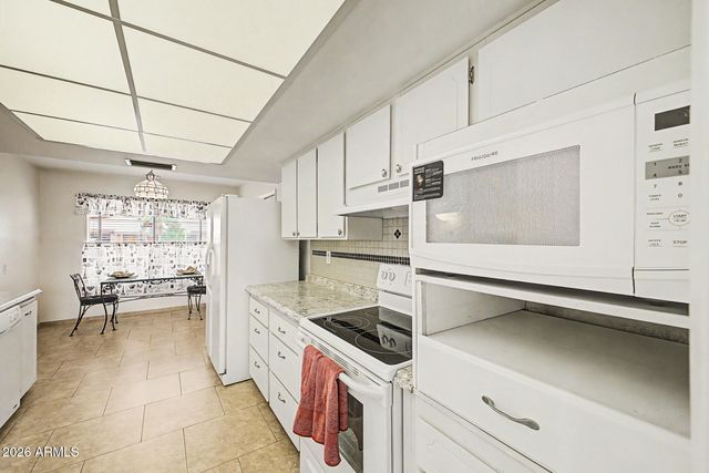 10729 W WEDGEWOOD Drive, Sun City, AZ 85351