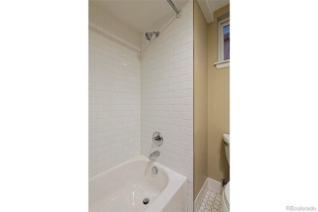 915 N Clarkson Street, Denver, CO 80218