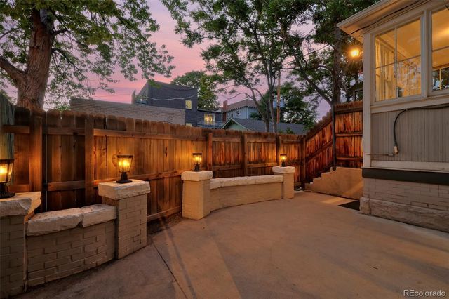 915 N Clarkson Street, Denver, CO 80218