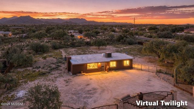 3814 W Turkey Lane, Tucson, AZ 85742