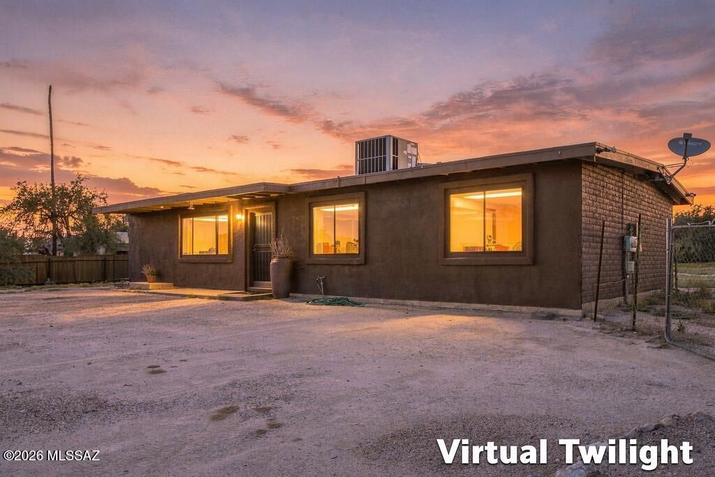 3814 W Turkey Lane, Tucson, AZ 85742