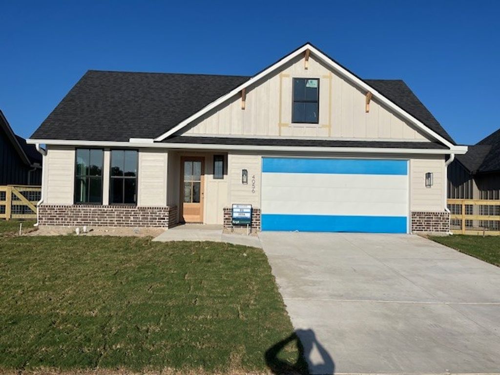 4056 Lakeside Club Drive, College Station, TX 77845 — exterior