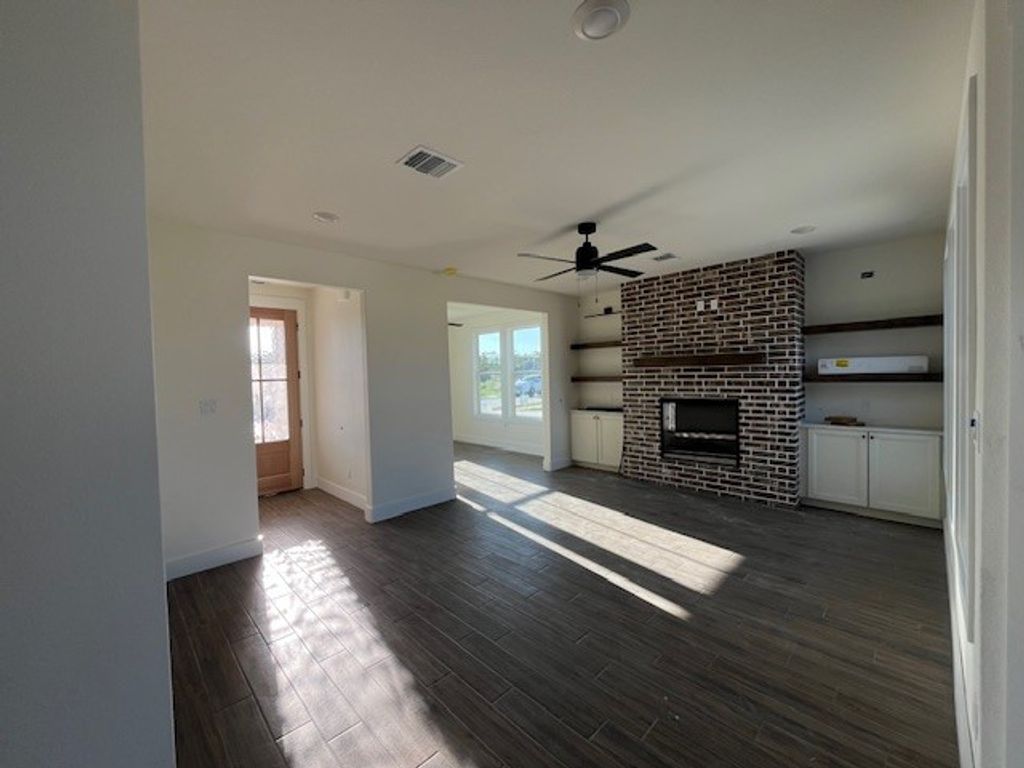 4056 Lakeside Club Drive, College Station, TX 77845 — photo 2