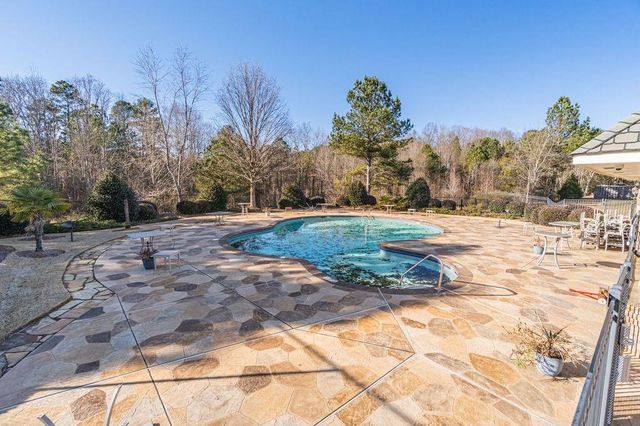 1650 Township Circle, Alpharetta, GA 30004