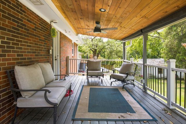 123 Forest Retreat Rd, Hendersonville, TN 37075
