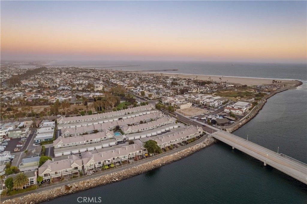 Image 3 of property listing at 341 Regatta Way, Seal Beach, CA 90740