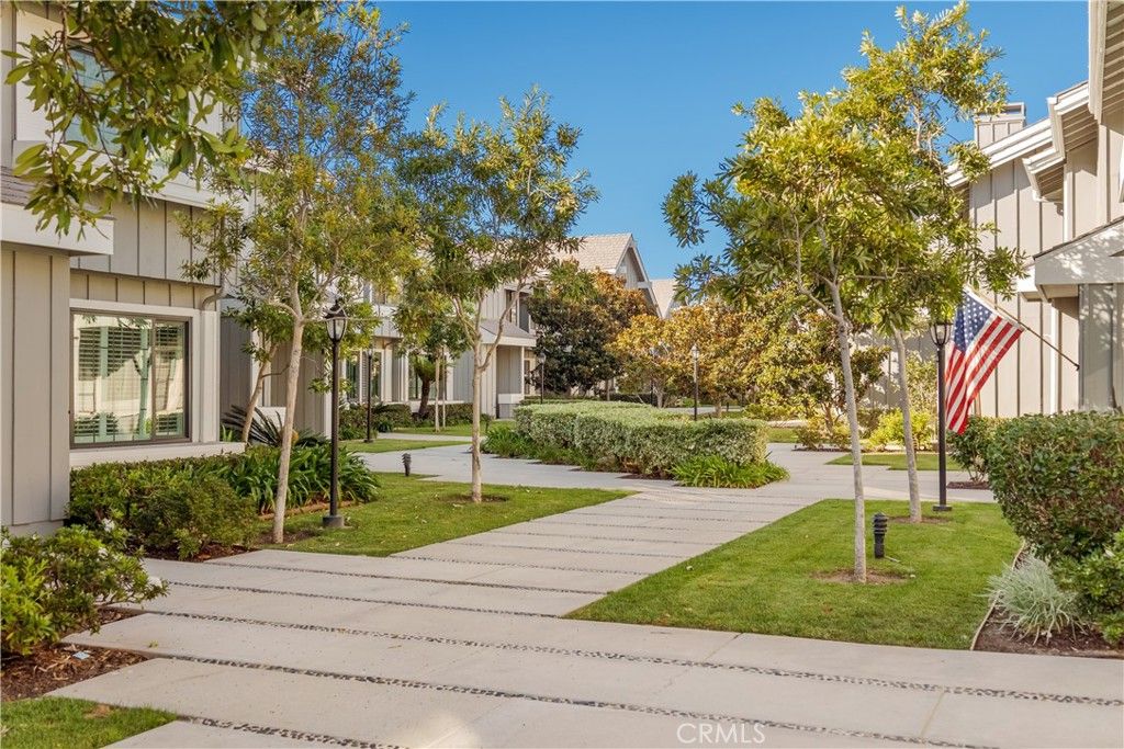 Image 41 of property listing at 341 Regatta Way, Seal Beach, CA 90740