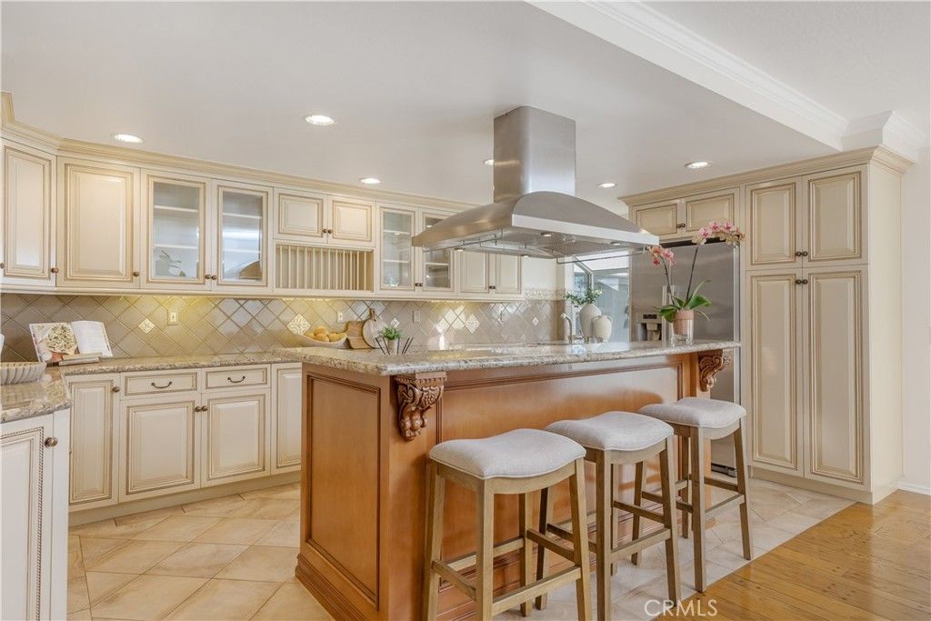 Image 9 of property listing at 341 Regatta Way, Seal Beach, CA 90740