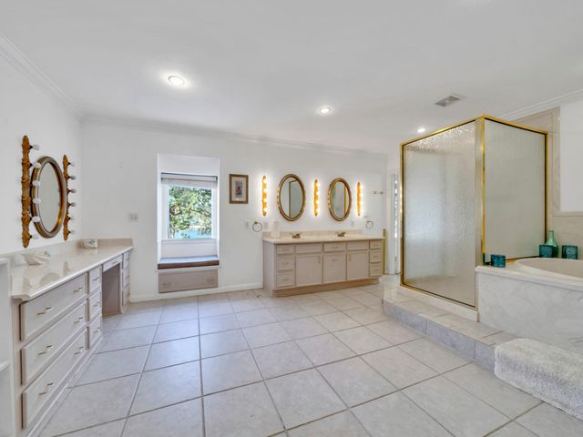 315 NW Vaughan Street, Fort Walton Beach, FL 32548