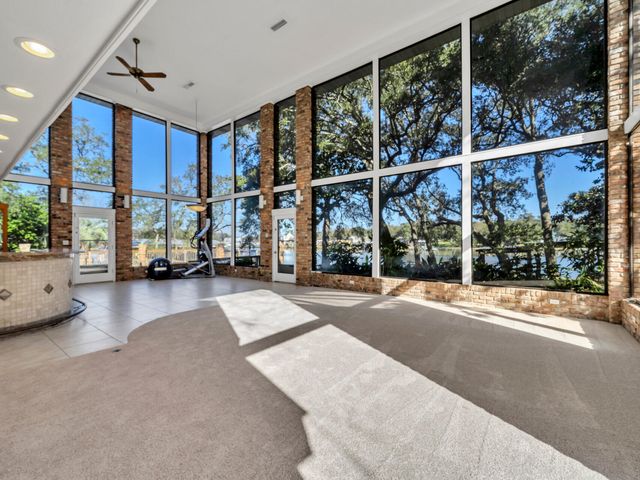 315 NW Vaughan Street, Fort Walton Beach, FL 32548