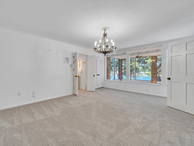 315 NW Vaughan Street, Fort Walton Beach, FL 32548