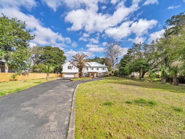 315 NW Vaughan Street, Fort Walton Beach, FL 32548