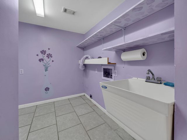 315 NW Vaughan Street, Fort Walton Beach, FL 32548