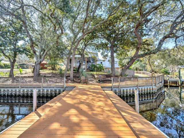 315 NW Vaughan Street, Fort Walton Beach, FL 32548