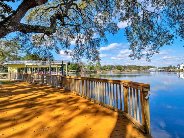 315 NW Vaughan Street, Fort Walton Beach, FL 32548