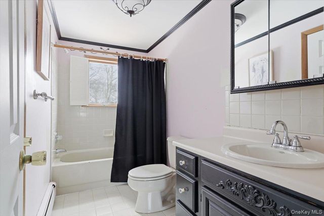 4 Karp Drive, Islip Terrace, NY 11752