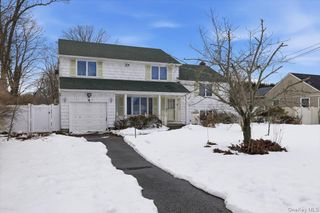 4 Karp Drive, Islip Terrace, NY 11752