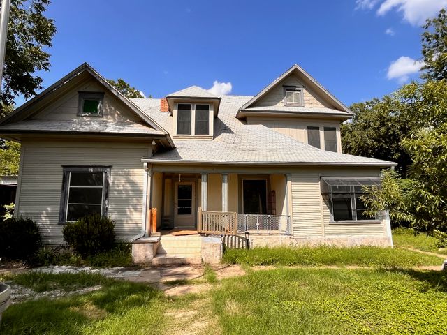 1612 Lagonda Avenue, Fort Worth, TX 76164