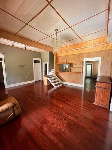 1612 Lagonda Avenue, Fort Worth, TX 76164