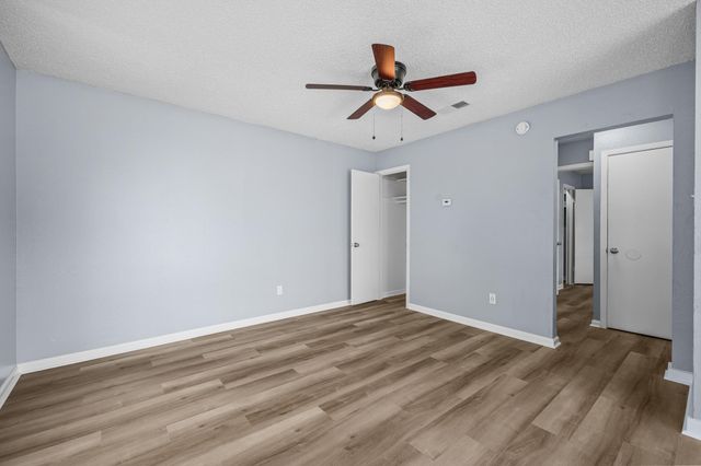 202 Northcrest CIR D, Austin, TX 78752