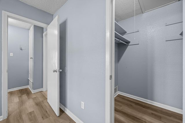 202 Northcrest CIR D, Austin, TX 78752