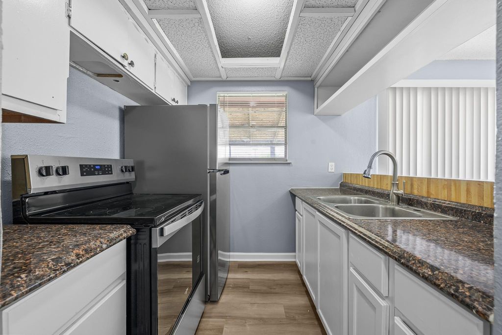 202 Northcrest CIR D, Austin, TX 78752