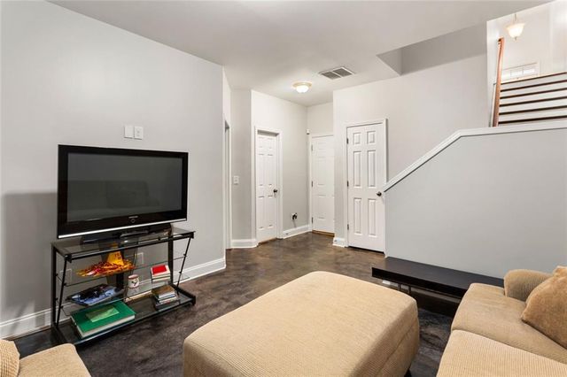 4324 Laurel Creek Court SE, Smyrna, GA 30080