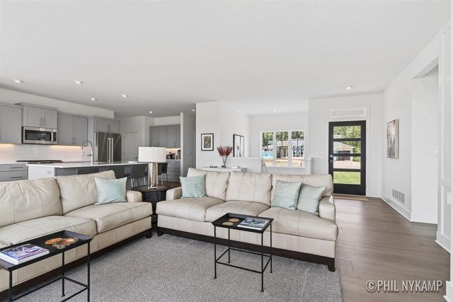 4616 Harkemas Creek Drive, Holland, MI 49424