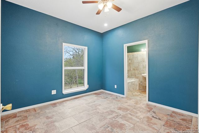 9455 S FOSTER RD, San Antonio, TX 78222