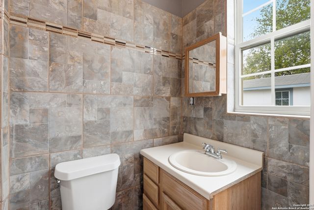 9455 S FOSTER RD, San Antonio, TX 78222