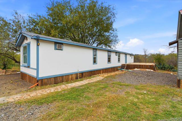 9455 S FOSTER RD, San Antonio, TX 78222