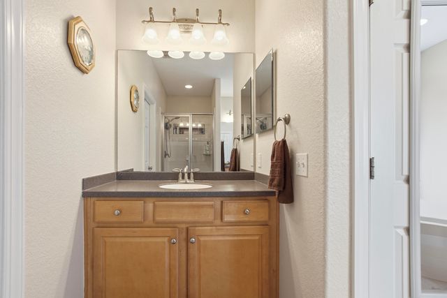 158 Whispering Way, Freeport, FL 32439