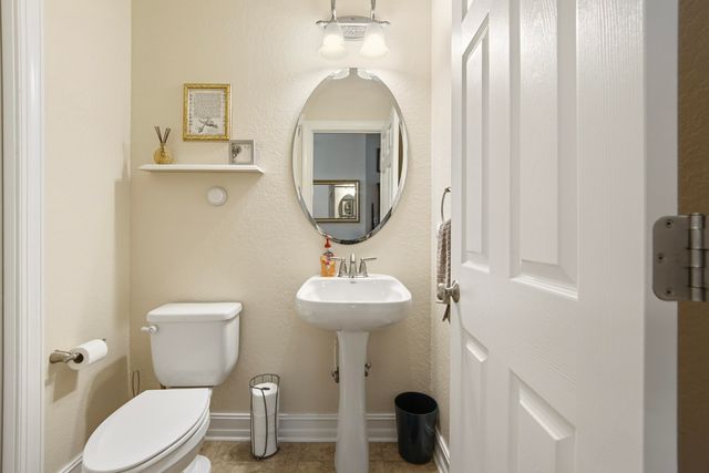 158 Whispering Way, Freeport, FL 32439