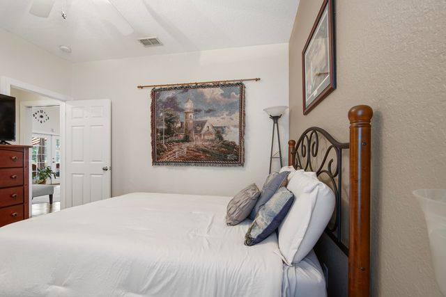 158 Whispering Way, Freeport, FL 32439