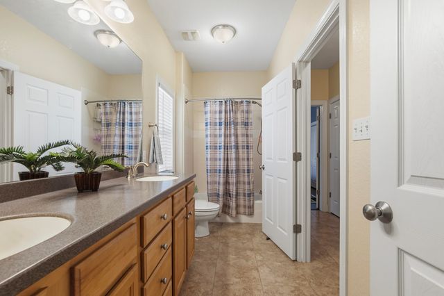 158 Whispering Way, Freeport, FL 32439