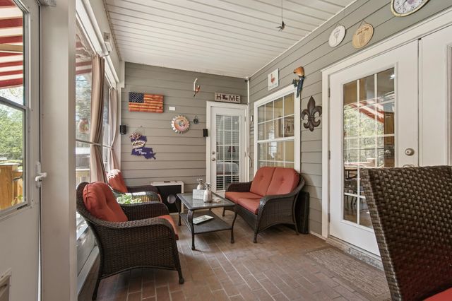 158 Whispering Way, Freeport, FL 32439