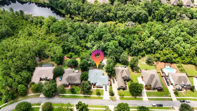 158 Whispering Way, Freeport, FL 32439